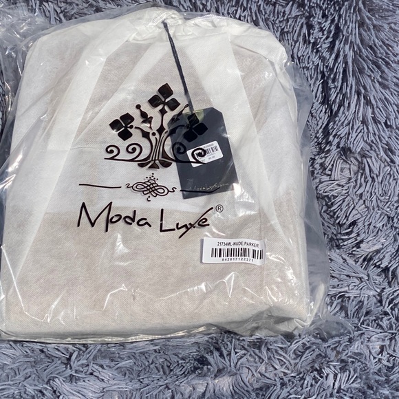 Moda Luxe- Parker Backpack | Nude - Picture 7 of 10